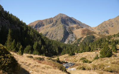 Puig Castell Isard (2633 m) depuis le parking du Passet