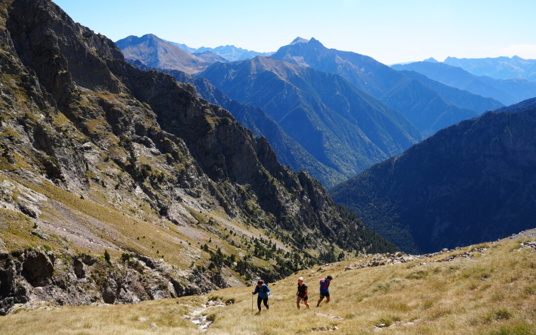 Pico de Barrosa (2762 m) – Peña las Alicas (2674 m) depuis l’hospital de Parzan