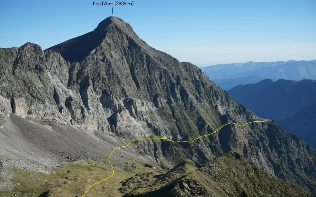 Pic d’Escalet (2728 m) depuis le pont des Graviers